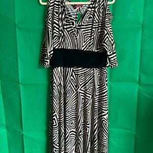 Carmen’s Black & White Collection- Stylish Black and White Geometric Dress